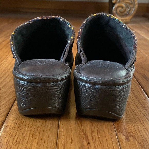 Born Leather and Fabric Clogs. NWOB. - Picture 6 of 8